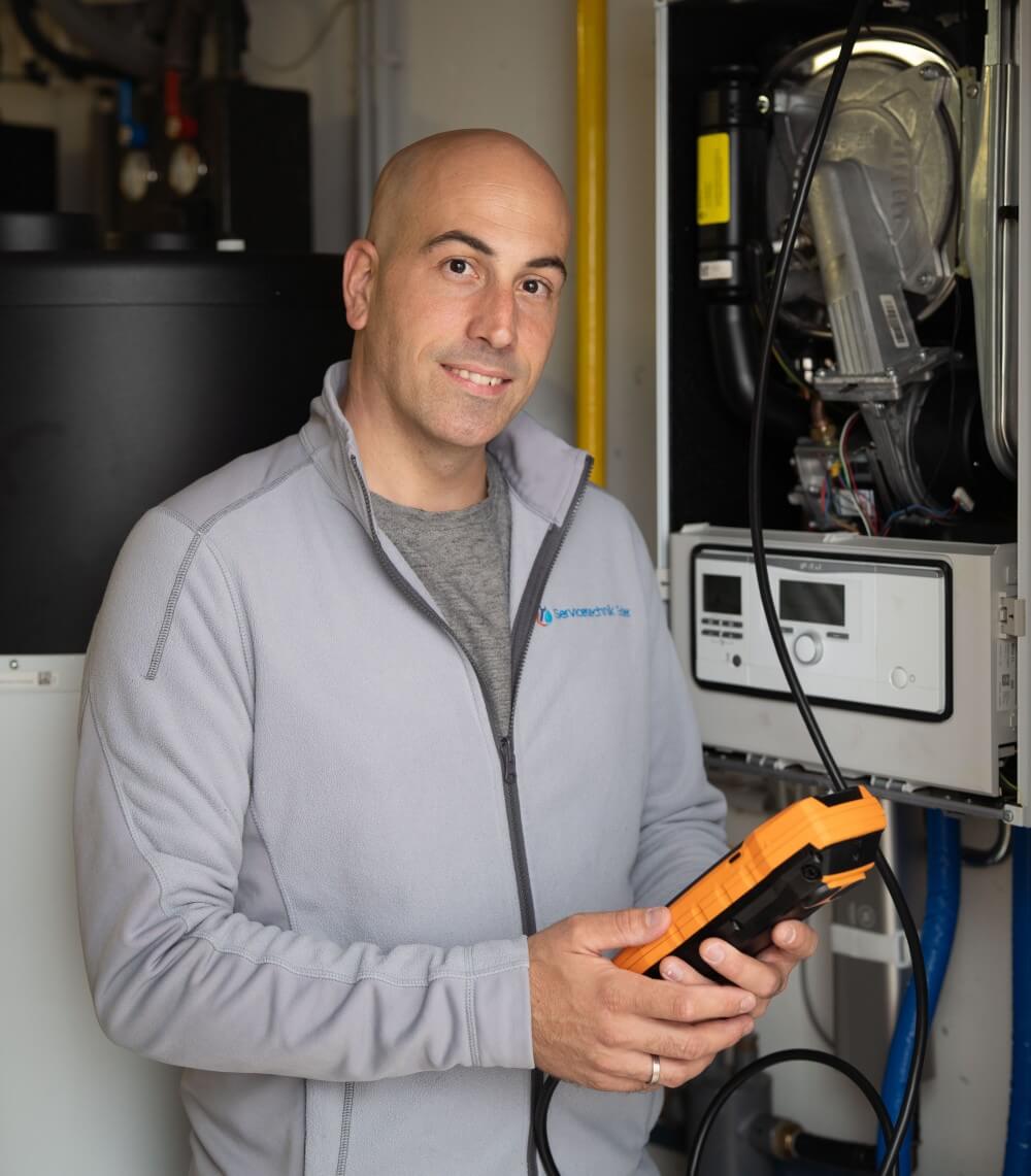 bei der Arbeit Meister Eder bei der Arbeit